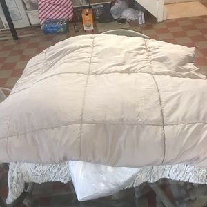 London Fog Comforter Set